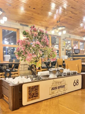 Çiçekli Menaj Takımı 1040