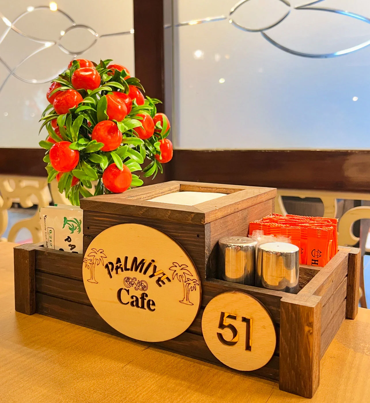 Çiçekli Dispenser Menaj Takımı 1035